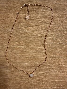Kendra Scott Rose Gold Women’s Necklace